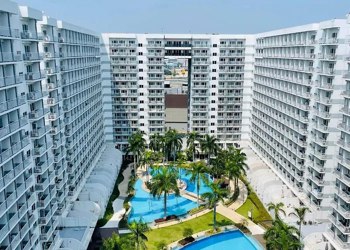 Shell Residences Near Moa & Naia By Keith Place アパート *