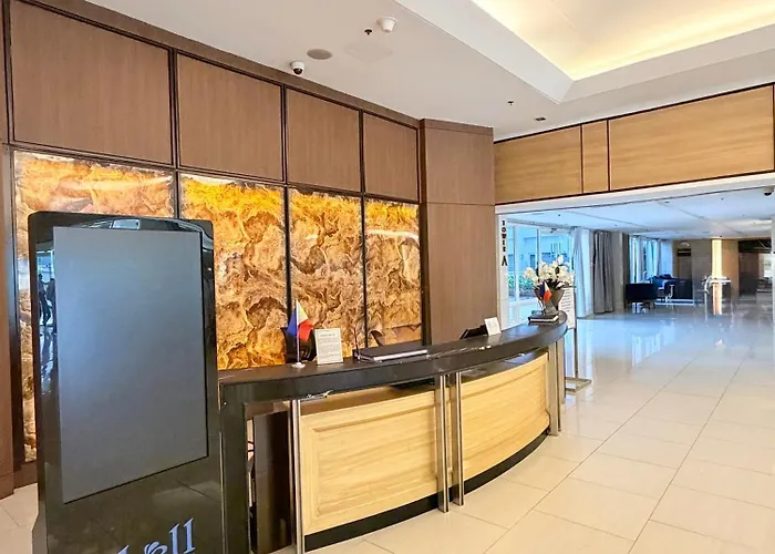 Shell Residences Near Moa & Naia By Keith Place * マニラ市
